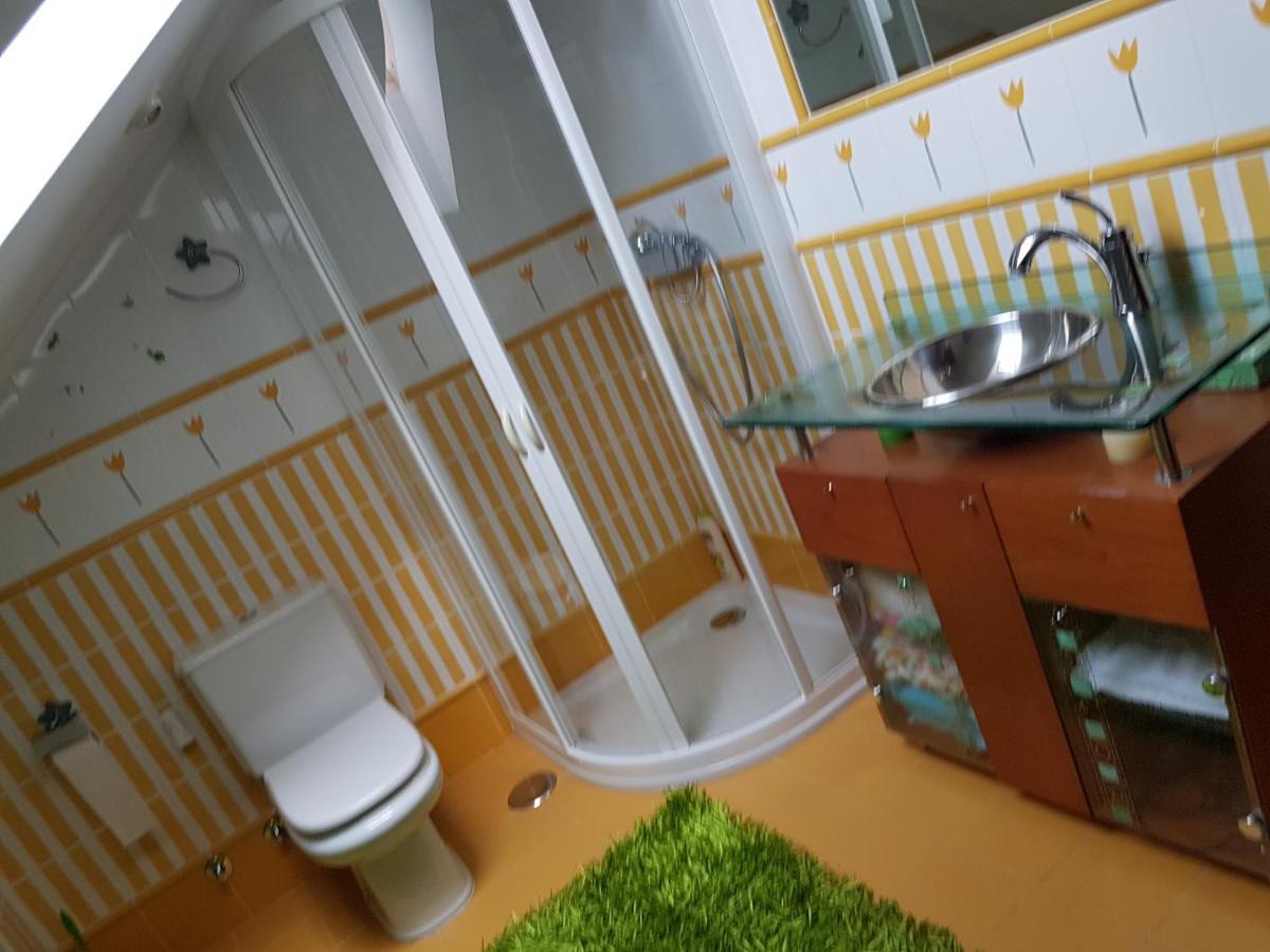 Alojamientos Marte Habitacion Con Bano Torrelavega Eksteriør bilde